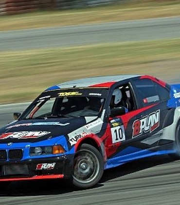 24-turkiye-drift-sampiyonasi-istanbul-parkta-ucuncu-yaris-heyecani-ve-canli-yayinlar-p8HwYUVW.jpg