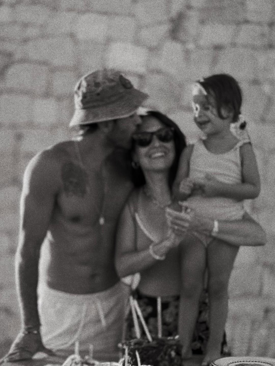 Mutlu Paylaşımlar ve Kutlamalar