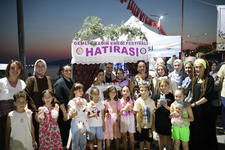 Bursa Gemlik’te ‘Kadın Emeği’ görücüye çıktı