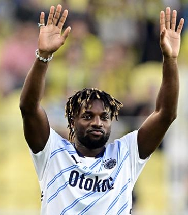 club-america-allan-saint-maximini-kadrosuna-katiyor-fwMllMtv.jpg