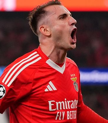 fenerbahce-benfica-kerem-akturkoglu-odakli-kadro-paylasimi-taraftarlarin-gundeminde-4WmVChRB.jpg