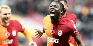 galatasaray-derrick-kohn-transferini-acikladi-ve-unutulmaz-anlasma-semasi-4xyCudA4.jpg