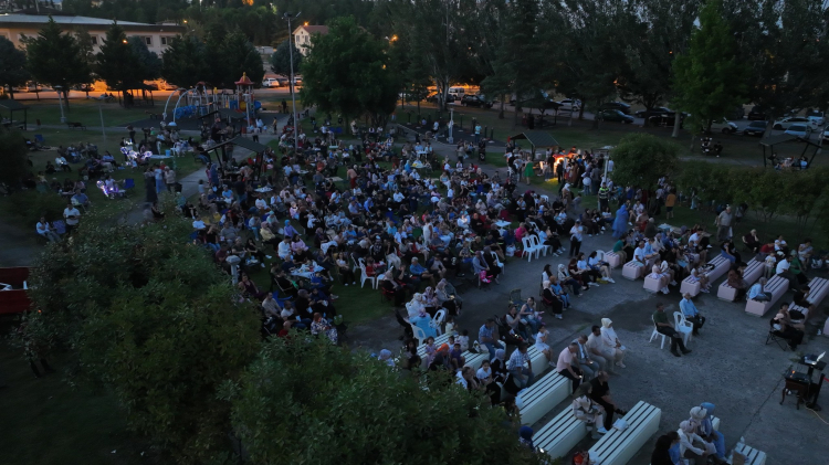 Gölcüklülerin ‘açık hava’da nostalji keyfi