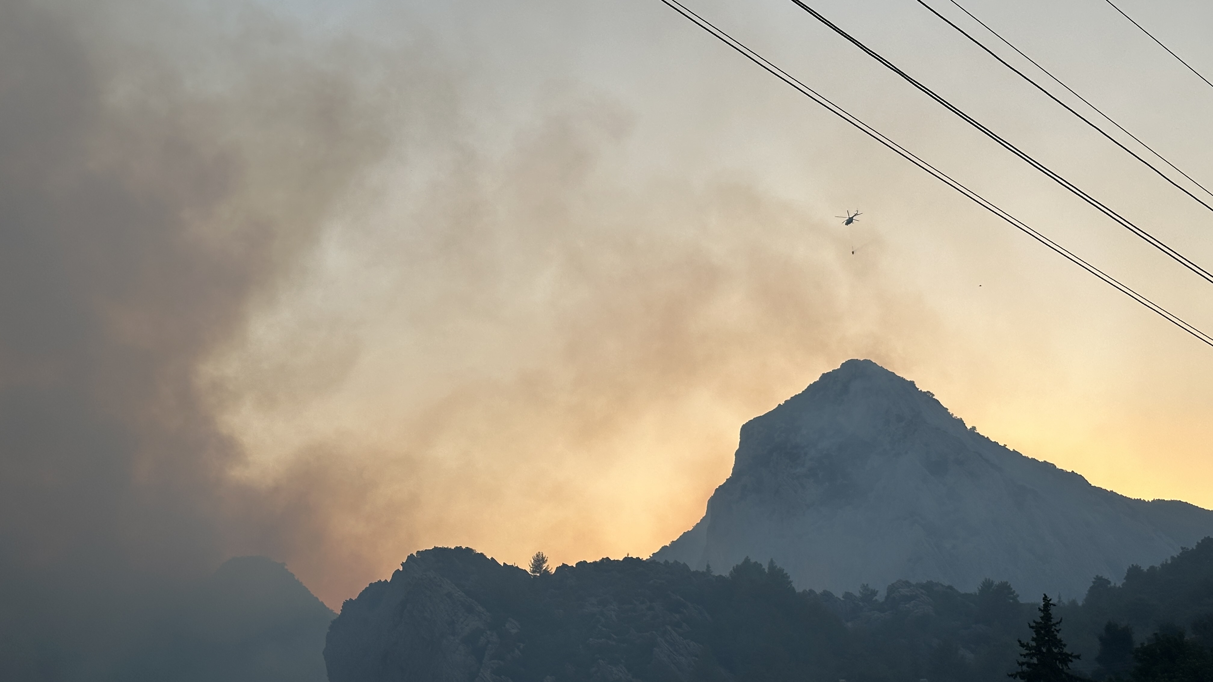 Hatay’daki yangın ve müdahale çalışmaları