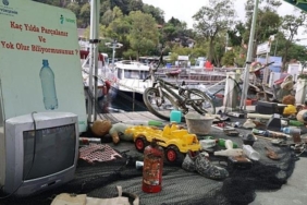 istanbulda-deniz-dibi-temizligi-atiklar-tekne-parklarinda-farkindalik-icin-sergilendi-JtD35hdV.jpg
