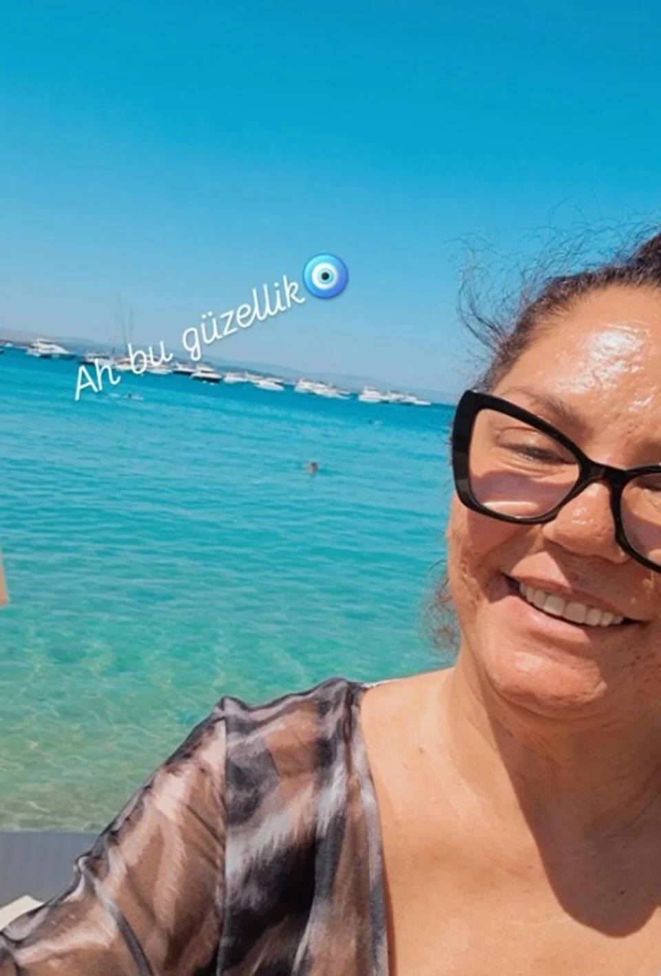 İzel Çeliköz’den Çeşme Tatili ve “Selülitler gerçektir” Paylaşımı