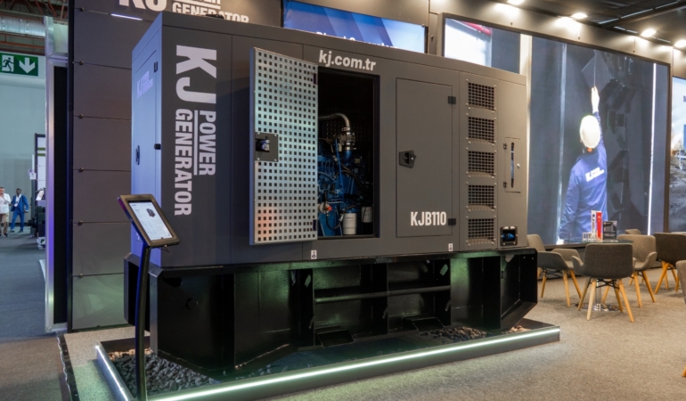 kj-power-generator-idef-2025te-mobil-ve-dayanikli-enerji-cozumleriyle-one-cikti-GQwApp2M.jpg