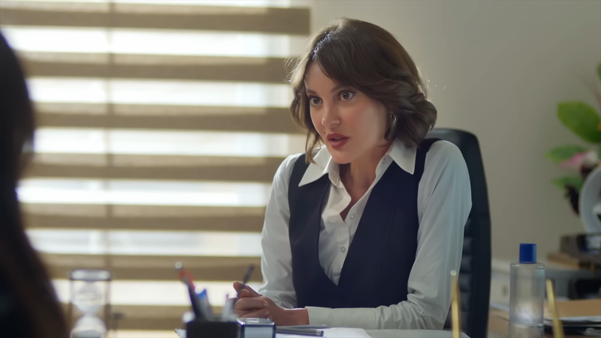 Uzak Şehir: Mine Kılıç’ın diziyle yollarını ayırması gündemde