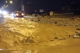 yagisli-gunlerde-konya-yunakta-sel-ekipler-hemen-seferber-oldu-ElLiHq7g.jpg