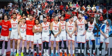 turkiye-a-milli-basketbol-takimi-eurobasket-2025-ceyrek-finalinde-polonya-ile-karsilasacak-YMgUfUS4.jpg