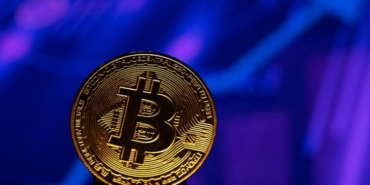 bitcoin-ve-ethereumde-sicak-satis-baskisi-devam-ediyor-bitcoin-978k-dolar-seviyesinde-zH2EABE3.jpg