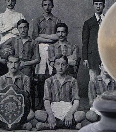 fenerbahcenin-1911-12-sampiyonluk-kupasi-muzayedede-satisa-cikiyor-arif-emirzade-beye-ait-ozel-parca-mTZmARby.jpg