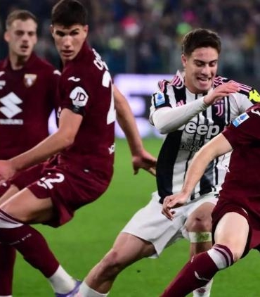 juventus-torino-derbisi-0-0-kenan-yildizin-gol-serisi-sona-erdi-lKK7XHl1.jpg