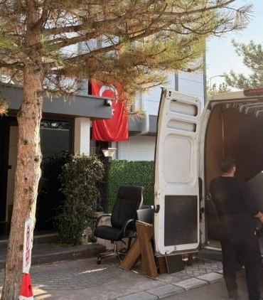 kilicdaroglunun-ofisi-yeni-adreste-tasinma-detaylari-ve-satisin-perde-arkasi-hdFI9GxR.jpg