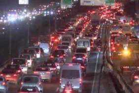 istanbulda-sabah-yogunlugu-anadolu-yakasi-adeta-durdu-trafikte-alarm-K6qPQthY.jpg