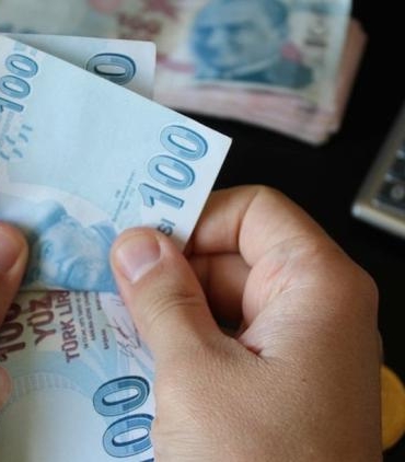 ocak-2026-zammi-icin-ongorulen-tablo-netlesti-memur-ve-emekliye-toplam-artis-yaklasik-176-5flhHZC5.jpg