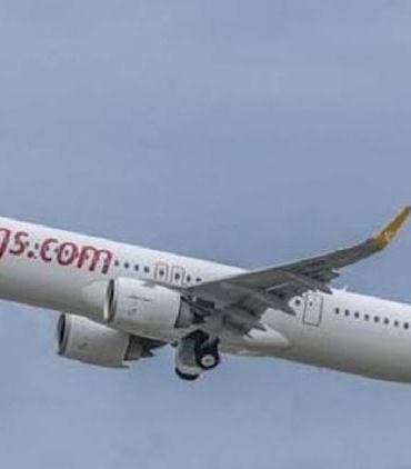 pegasus-smartwings-ve-cek-hava-yollarinin-birlesmesi-154-milyon-euroluk-satin-alma-anlasmasi-TEy95SJe.jpg