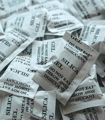 silika-jel-paketleri-ilaclari-korumak-icin-neden-saklanmali-ve-atilmamali-db2mN35c.jpg