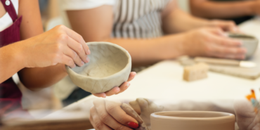 Moda'daki Claymore Art Studio Yeni Sezonda Yaratıcı Sanat Programlarını Başlatıyor