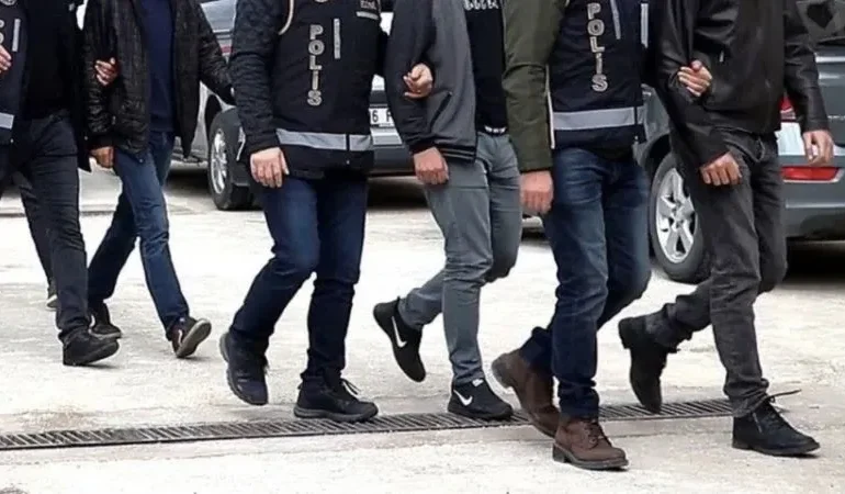 Adalet Bakanı Gürlek 78 ilde düzenlenen Sokaklar Güvende operasyonunun bilançosunu açıkladı