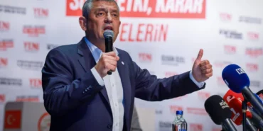 Özgür Özel Küçükçekmece Buluşmasında Fon İddialarını ve Önseçim Sürecini Değerlendirdi