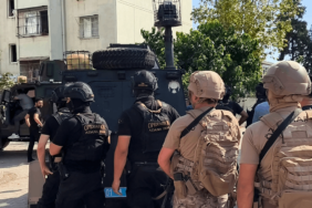 Adana'da polise el bombasıyla direnen firari ile patlayıcıyı temin eden zanlı tutuklandı