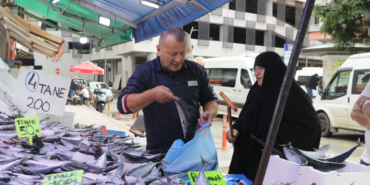 Rize'de Palamut Fiyatları Tezgahlarda 50 ile 100 Lira Arasında Değişiyor