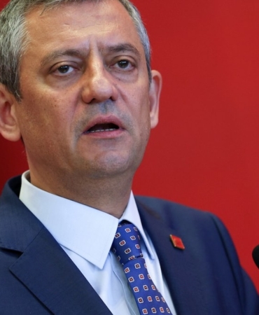 Özgür Özel Yeni Yasama Yılı Öncesi Parti Bütçesi ve Yerel Yönetim Verilerini Açıkladı