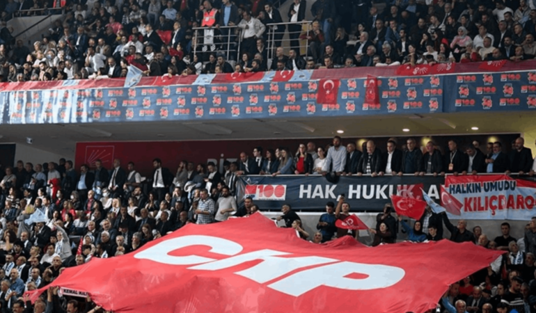 Ümit Uysal Kılıçdaroğlu’nun Aday Olmaması Durumunda CHP Genel Başkanlığına Aday Olacağını Açıkladı