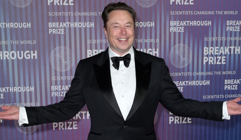 SpaceX ve Tesla Hisselerindeki Artışla Elon Musk'ın Serveti Yeniden 1 Trilyon Doları Aştı