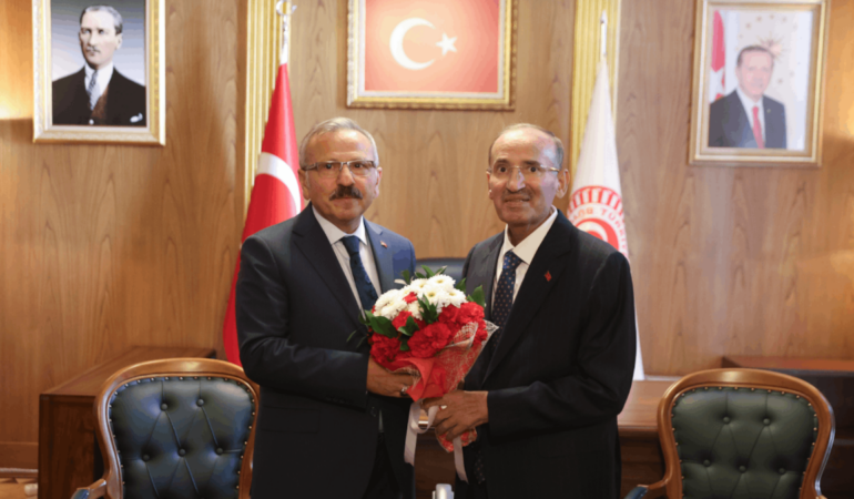 TBMM Başkanvekilliği Görevini Devralan Yusuf Beyazıt İçin Mecliste Tören Düzenlendi