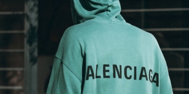 Balenciaga Tartışmalı Açıklamaları Nedeniyle Kanye West ile Ortaklığını Sona Erdirdi