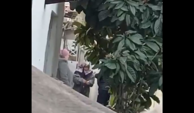 Esenyurt’ta uyuşturucu alışverişi görüntülendi