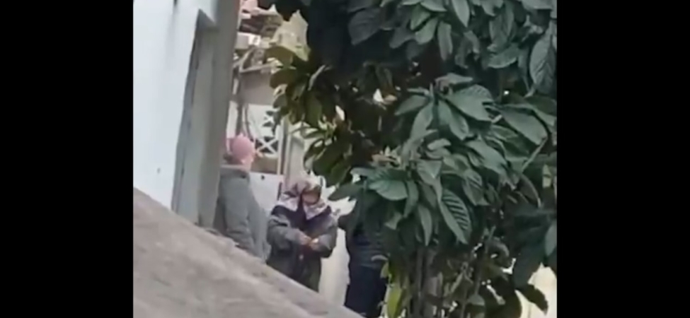 Esenyurt’ta uyuşturucu alışverişi görüntülendi