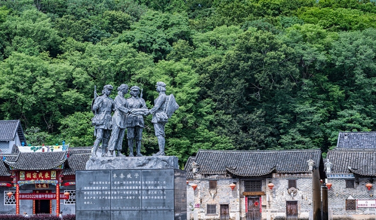 Çin Devlet Başkanı Xi Jinping Uzun Yürüyüş Ruhunun Modernizasyondaki Önemini Vurguladı